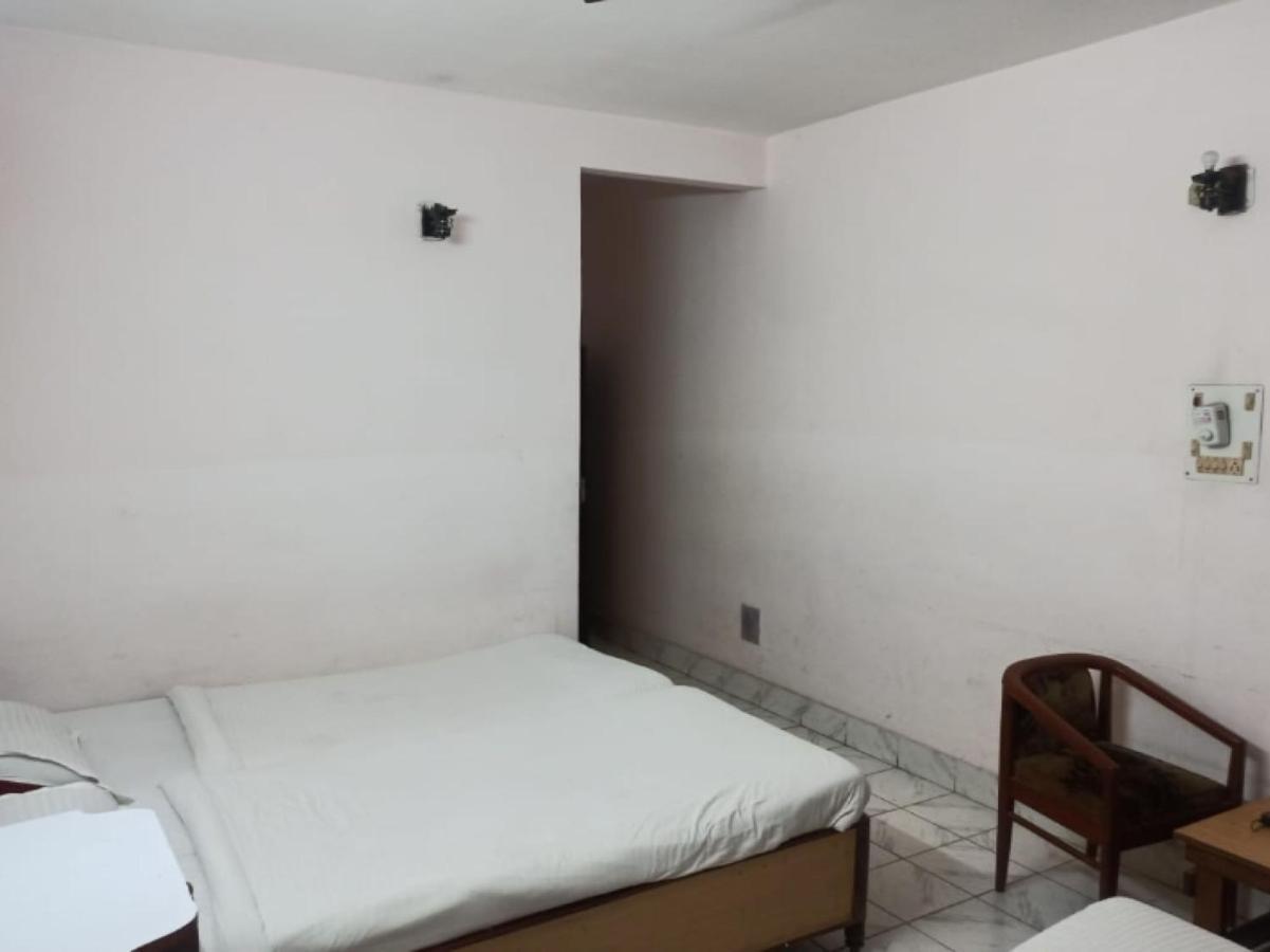 Oyo 80830 Hotel Buddha International Bodh Gaja Zewnętrze zdjęcie