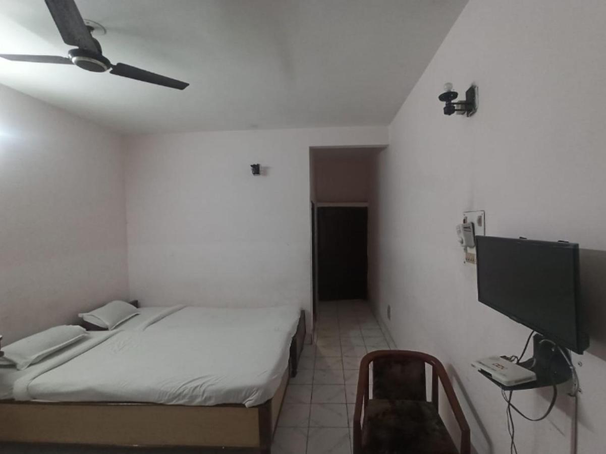 Oyo 80830 Hotel Buddha International Bodh Gaja Zewnętrze zdjęcie