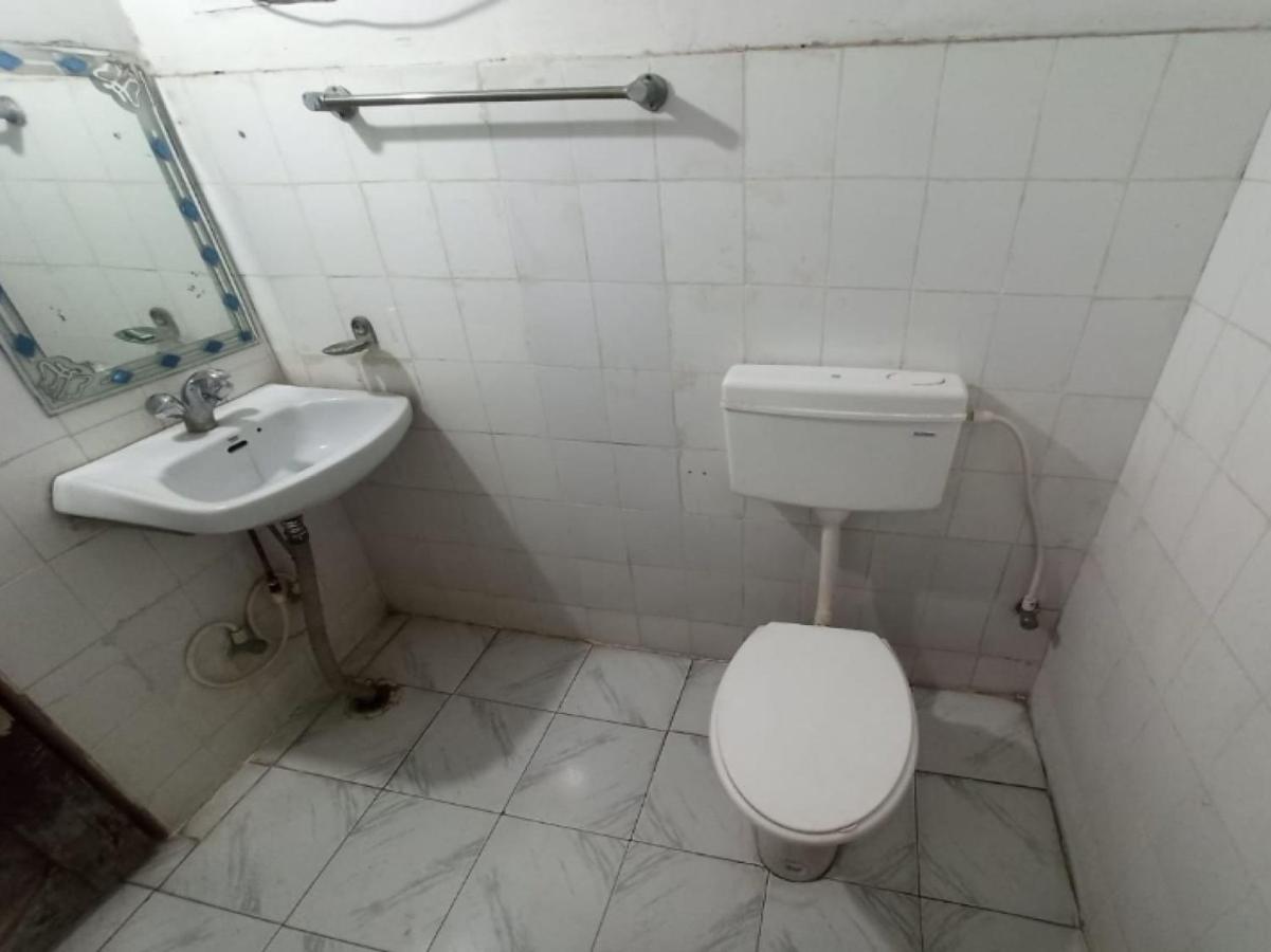 Oyo 80830 Hotel Buddha International Bodh Gaja Zewnętrze zdjęcie
