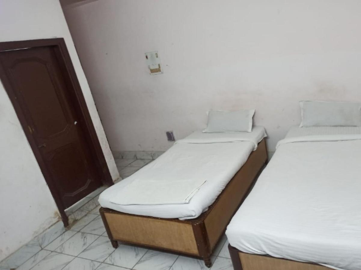 Oyo 80830 Hotel Buddha International Bodh Gaja Zewnętrze zdjęcie